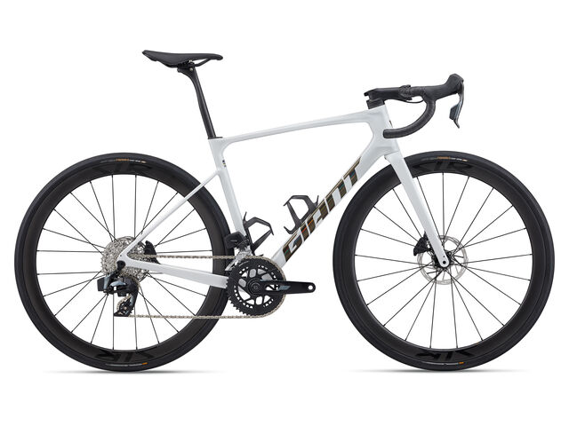 GIANT Defy Advanced Pro 1 click to zoom image