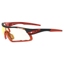 TIFOSI Davos Clarion Fototec Single Lens Sunglasses - Limited Edition Race Red